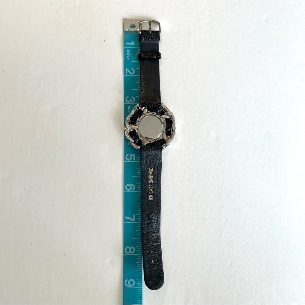 Ladies Fashion Watch By St. Bernard Navy Leather Band — image 5 of 5